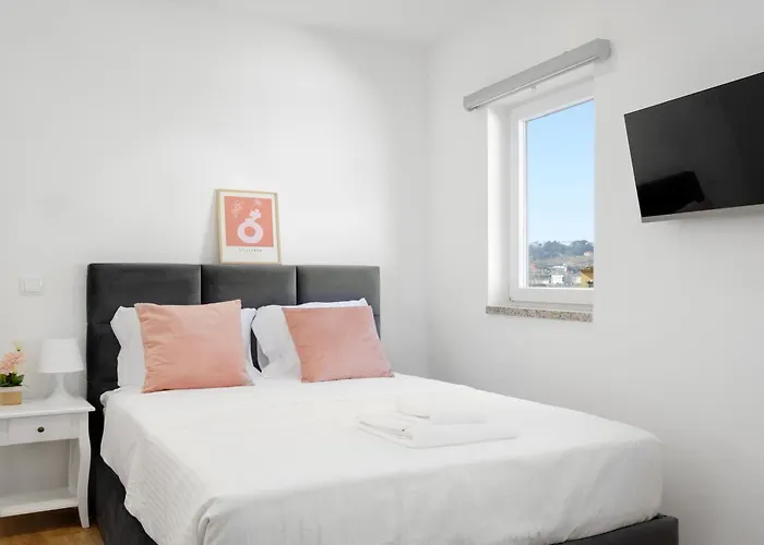 Casa vacanze Riverside By Luis Bridge, Wow & Half Rabbit *