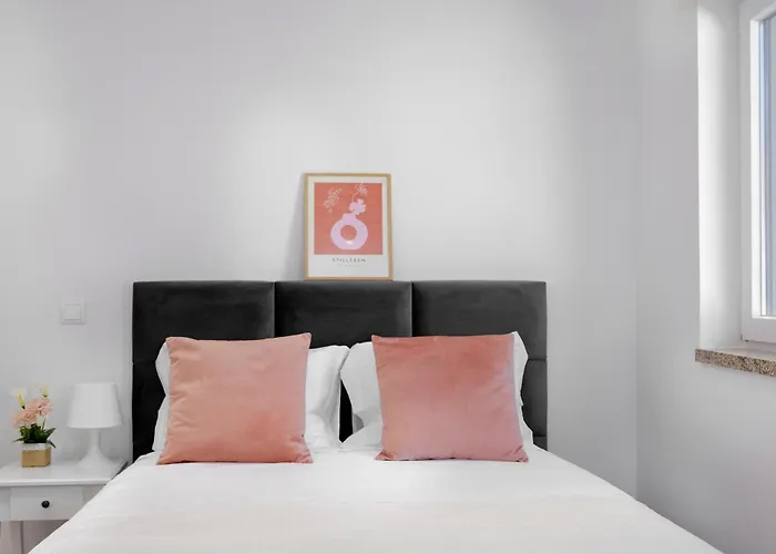 Casa vacanze Riverside By Luis Bridge, Wow & Half Rabbit *