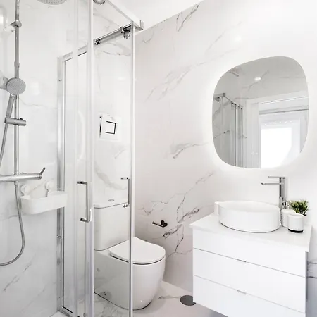 Nyaraló Riverside By Luis Bridge, Wow & Half Rabbit